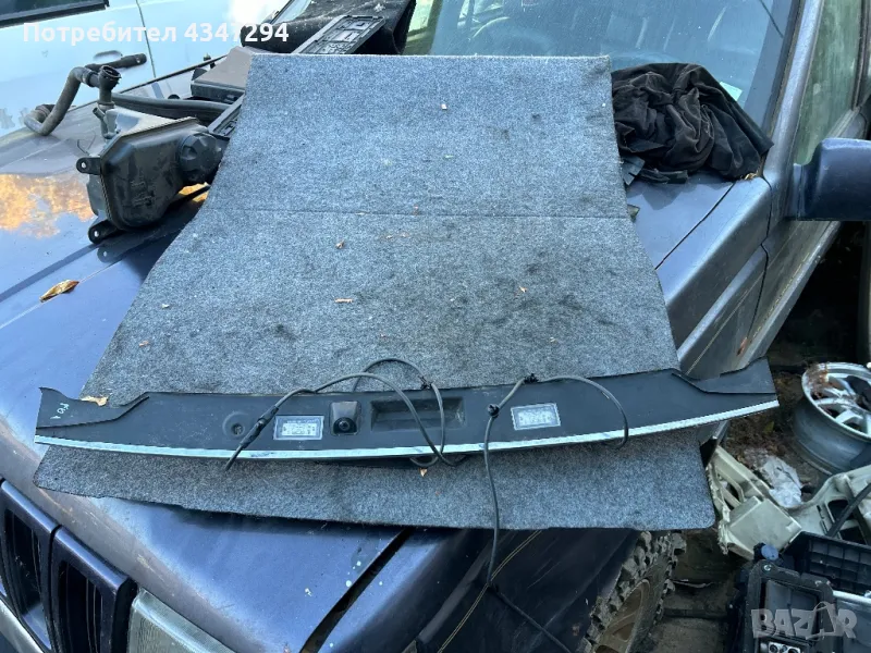 Лайстна БМВ 730d f01 f02 за багажника с камера, снимка 1