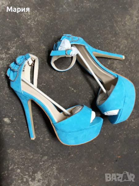 Дамски велурени обувки на ток, снимка 1