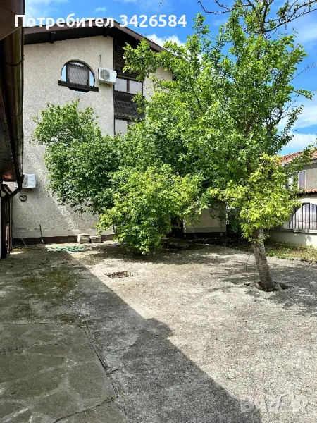 Триетажна къща в гр. Каблешково, снимка 1