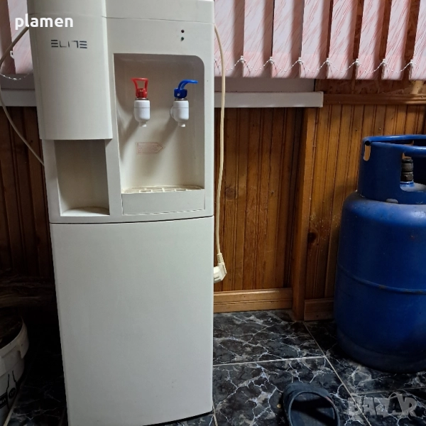 диспенсър за вода  елит, снимка 1