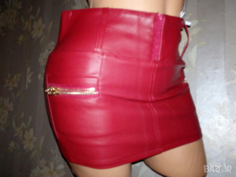 Нова ултра къса НОВА кожена пола в бордо с вградени боксерки S, снимка 1