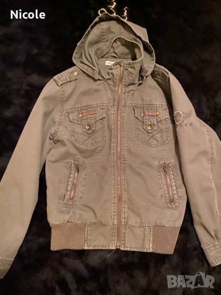 Яке унисекс, размер 10-12 г., зелено, снимка 1