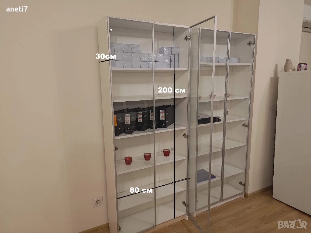 Бяла секция със стъклена врати 80см/30см/200см, от ИКЕА, 2 бр. В отлично състояние, снимка 1