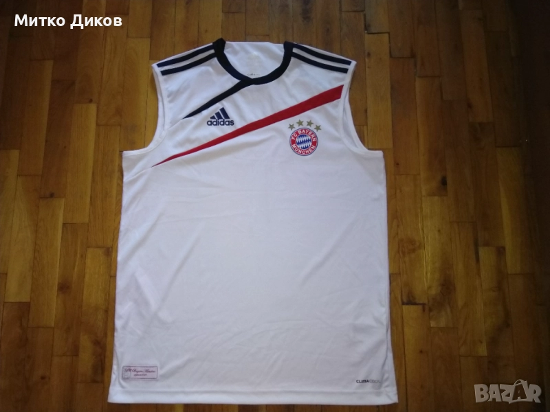 Байерн Мюнхен марков потник на Адидас размер М, снимка 1