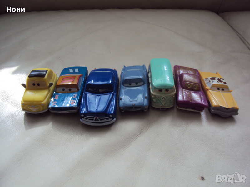 Колекционерска серия на колите Макуин плюс подарък чаша Макуин, снимка 1