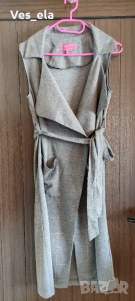 дълга памучна жилетка с колан и джобове марка Boohoo, снимка 1