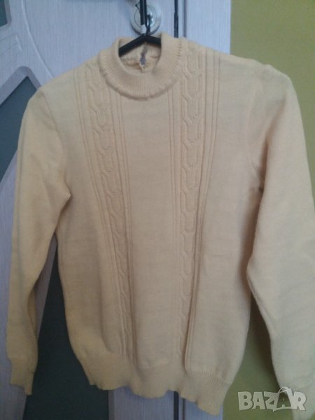 Жълта вълнена блузка с подарък жълто поло Гучи р-р S, снимка 1