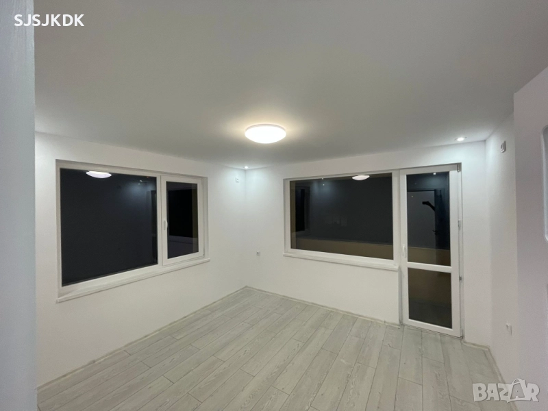 Продава се от СОБСТВЕНИК  район Христо Ботев , снимка 1