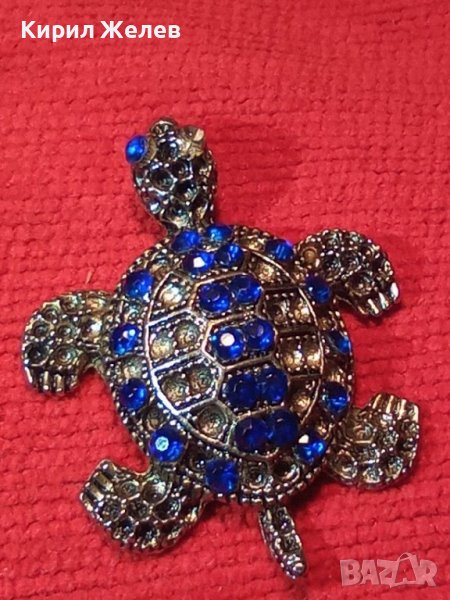 СРЕБРИСТА СКЪПОЦЕННА ФИГУРАЛНА ВИСУЛКА КОСТЕНУРКА с ЦВЕТНИ ФАСЕТ КРИСТАЛЧЕТА АРТ МЕДАЛЬОН 15100, снимка 1