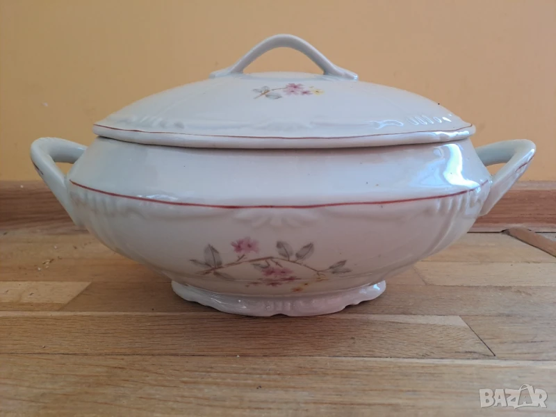 Порцеланов супник, снимка 1