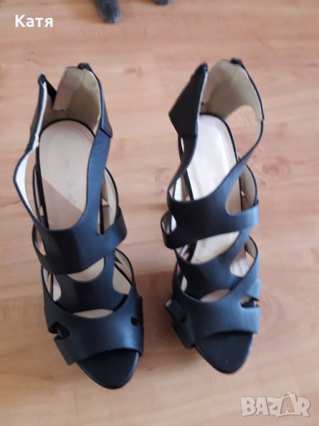 Продава дамски сандали на висок ток и платформа, снимка 1