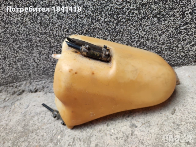 Резервоар и разширителен съд БМВ Е30/ BMW E30, снимка 5 - Части - 51056305