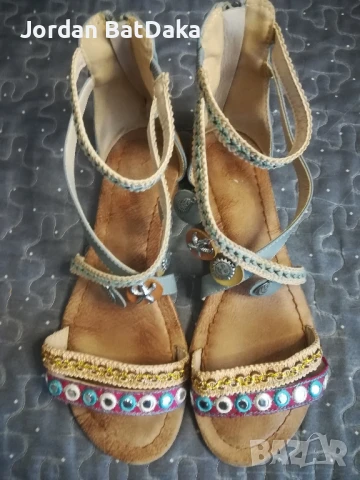 Сандали арт мотиви 40,5#, снимка 2 - Сандали - 50505333