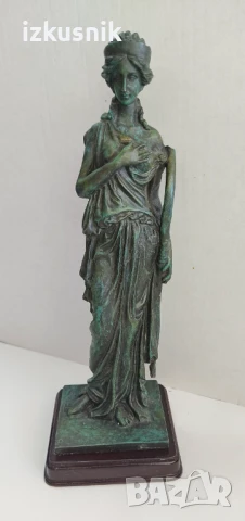 Старинна италианска статуетка Артемида