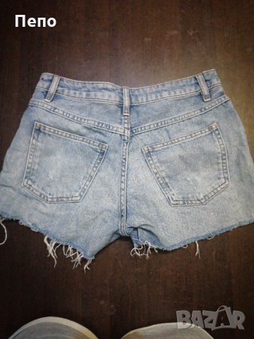 Къси гащи, снимка 2 - Къси панталони и бермуди - 33844936