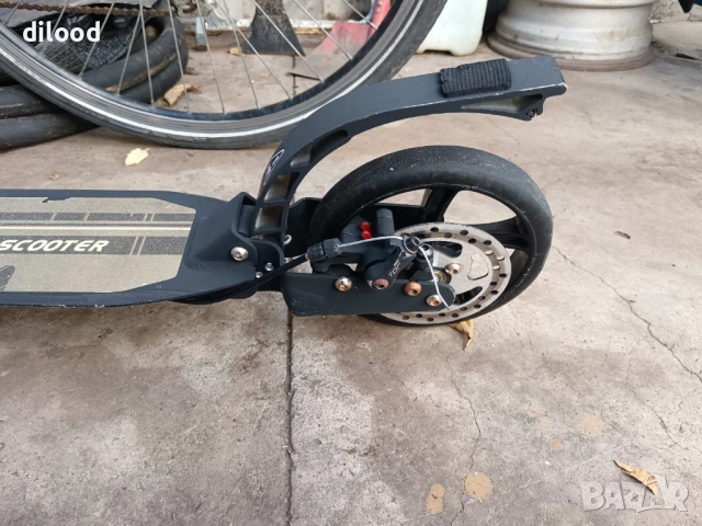 Тротинетка, снимка 3 - Други спортове - 52211325