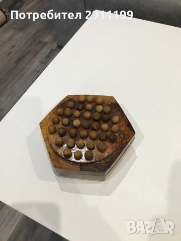 Стара игра Solitaire ( Senku/Peg solitaire)