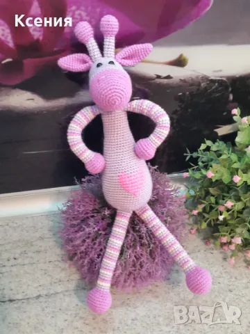 Подаръци за Св. Валентин. Плетена играчка Жираф, Ръчно изработена, Перфектен подарък, снимка 2 - Плюшени играчки - 48065228