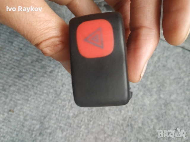  Бутон Аварийни Светлини Сеат Ароса , VW Поло ,Кади, 6N1953235, снимка 5 - Части - 52164600