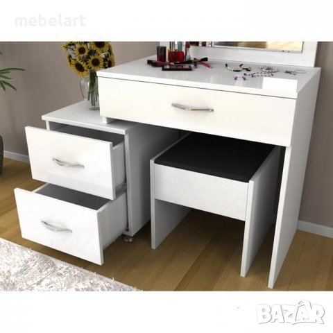 Тоалетка с огледало - Бял Гланц, снимка 4 - Тоалетки - 42505986