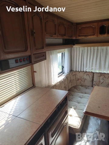 Продавам каравана Bürstner 485 TN LUX – 4 местна, регистрирана, с форселт, снимка 5 - Каравани и кемпери - 54267600