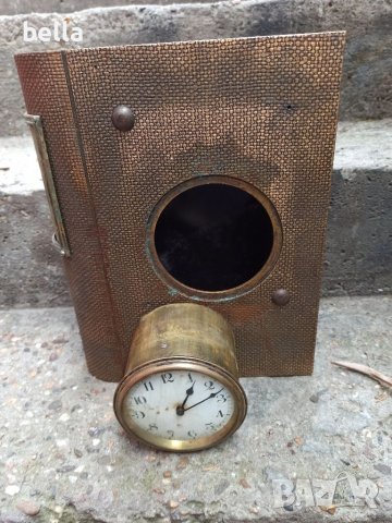 Масивен стар бронзов часовник, снимка 5 - Антикварни и старинни предмети - 39364567