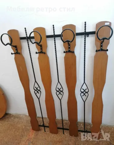 Ретро закачалка за стена в комбинация от дърво и ковано желязо.Размери 118/81см. Цена 125 лв., снимка 3 - Закачалки - 49099510