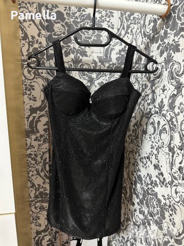 Нова парти рокля