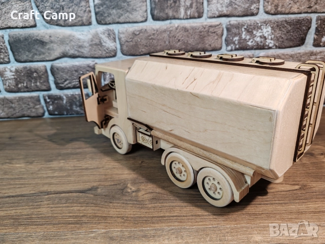 Дървен модел на Камион–Цистерна – Craft Camp, снимка 6 - Коли, камиони, мотори, писти - 52736076