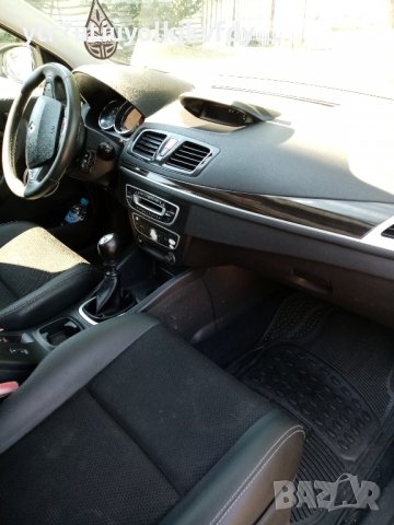 Рено Меган 3-1,9ДЦИ-131 к.с-5599 лева., снимка 5 - Автомобили и джипове - 37409958
