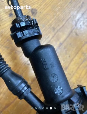 Citroen c4 picasso 2009година 1.6hdi 109кс 5ск Горна помпа съединител, снимка 4 - Части - 40382010