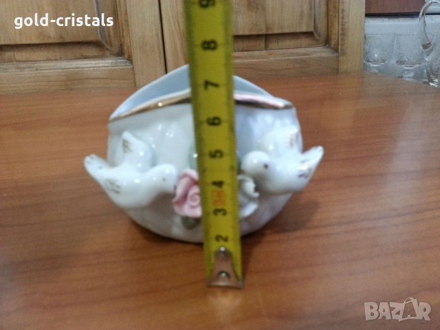 Порцеланова купичка , снимка 4 - Антикварни и старинни предмети - 35448899
