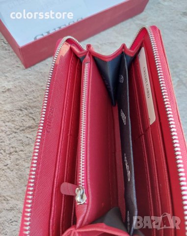 Луксозен портфейл с кутия  Guess  код SG 315, снимка 4 - Портфейли, портмонета - 34616574