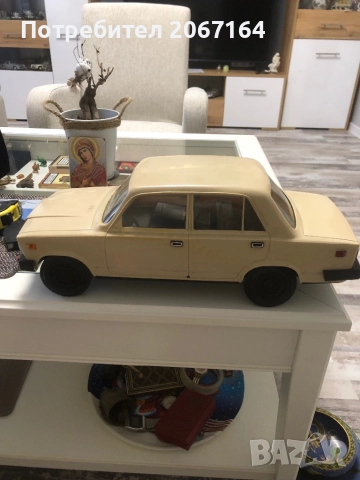 Голям модел на Лада  в мащаб 1:8, снимка 15 - Колекции - 51725257