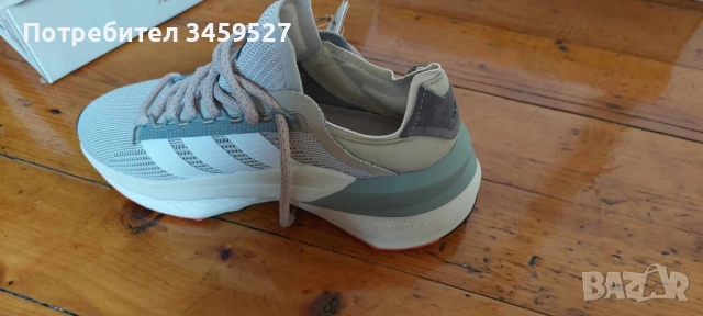 Дамски маратонки Adidas, снимка 3 - Маратонки - 51481660