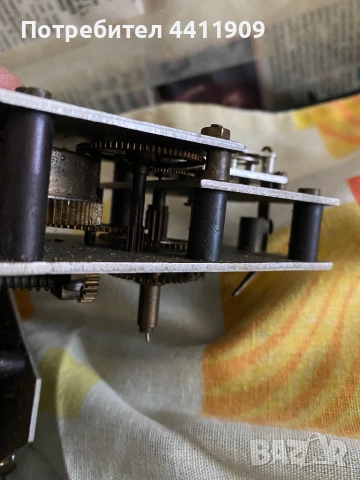 Часовник за ремонт или части, снимка 11 - Стенни часовници - 54365537