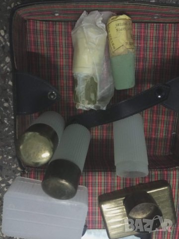 Продавам колекционерски бръснарски комплект , снимка 2 - Други ценни предмети - 30214187