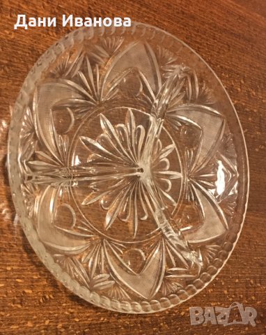 Кристална кръгла ордьовърна чиния, снимка 2 - Чинии - 31389392