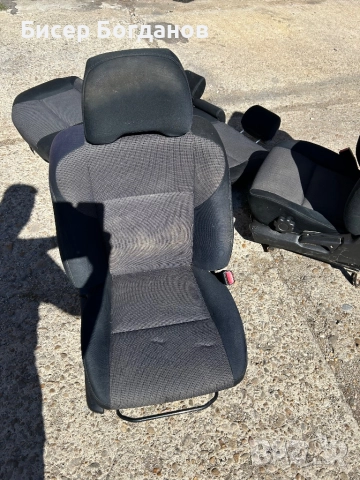 Седалки за Субару форестър, снимка 3 - Части - 51957564