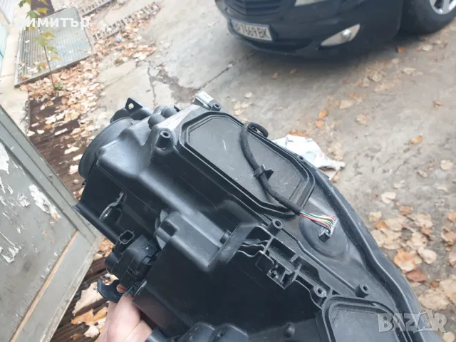 Десен фар за Toyota Auris 2015-2019, снимка 2 - Части - 48491018