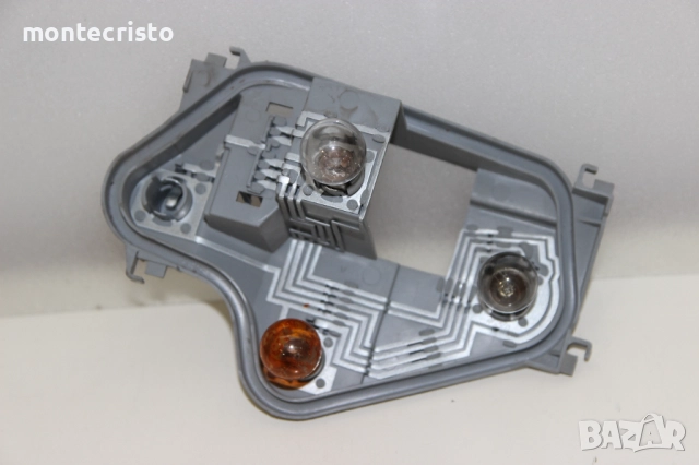 Дясна платка стоп VW FOX (2005-2011г.) десен ламподържач