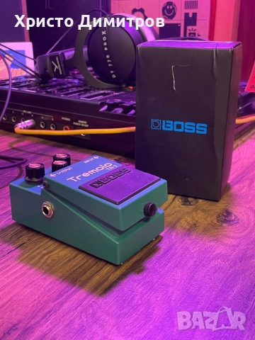Boss Tr-2 Tremolo - Ефект за Китара, снимка 2 - Китари - 53248680