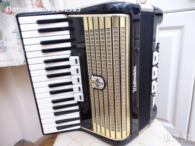 Продавам акордеон Weltmeister 60 баса в отлично състояние, снимка 2 - Акордеони - 51758703