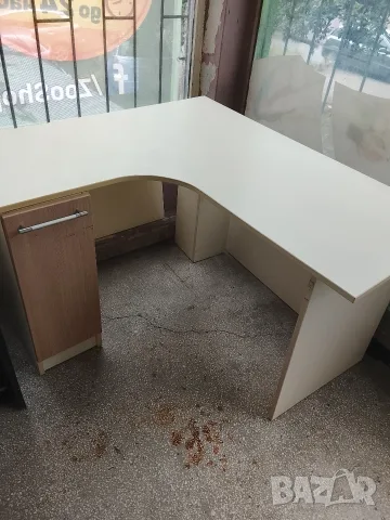 бюро ученическо може и за офи с