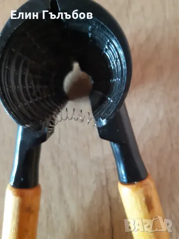 Орехотрошачка с дървени дръжки, снимка 10 - Аксесоари за кухня - 48769055