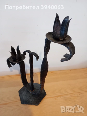 Стар свещник ковано желязо  от соца , снимка 4 - Декорация за дома - 49173401