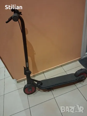 Продавам елекрическа тротинетка Ninebot eKickScooter ZING C20 (10години+)