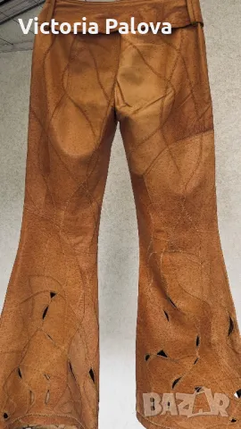Кожен панталон с перфорация Италия, снимка 7 - Панталони - 50084312