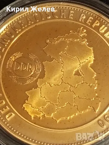 Позлатена монета с цветна апликация Зигмунд Йен първия Германец в космоса 49335, снимка 8 - Нумизматика и бонистика - 49167959