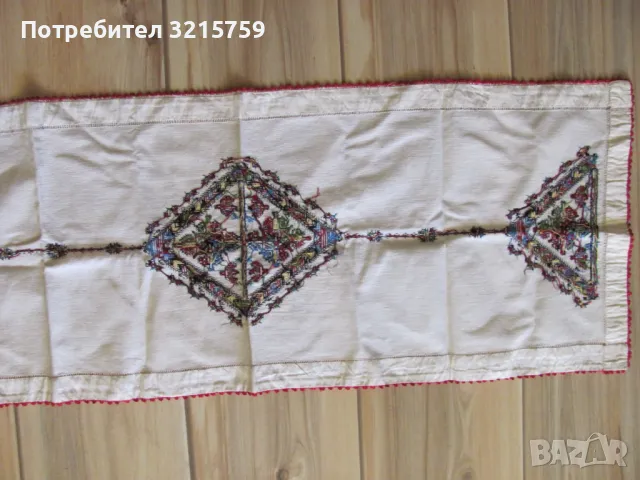 Каре, покривка, бродерия ,фолк мотиви , 90х 34см., снимка 4 - Антикварни и старинни предмети - 50324402